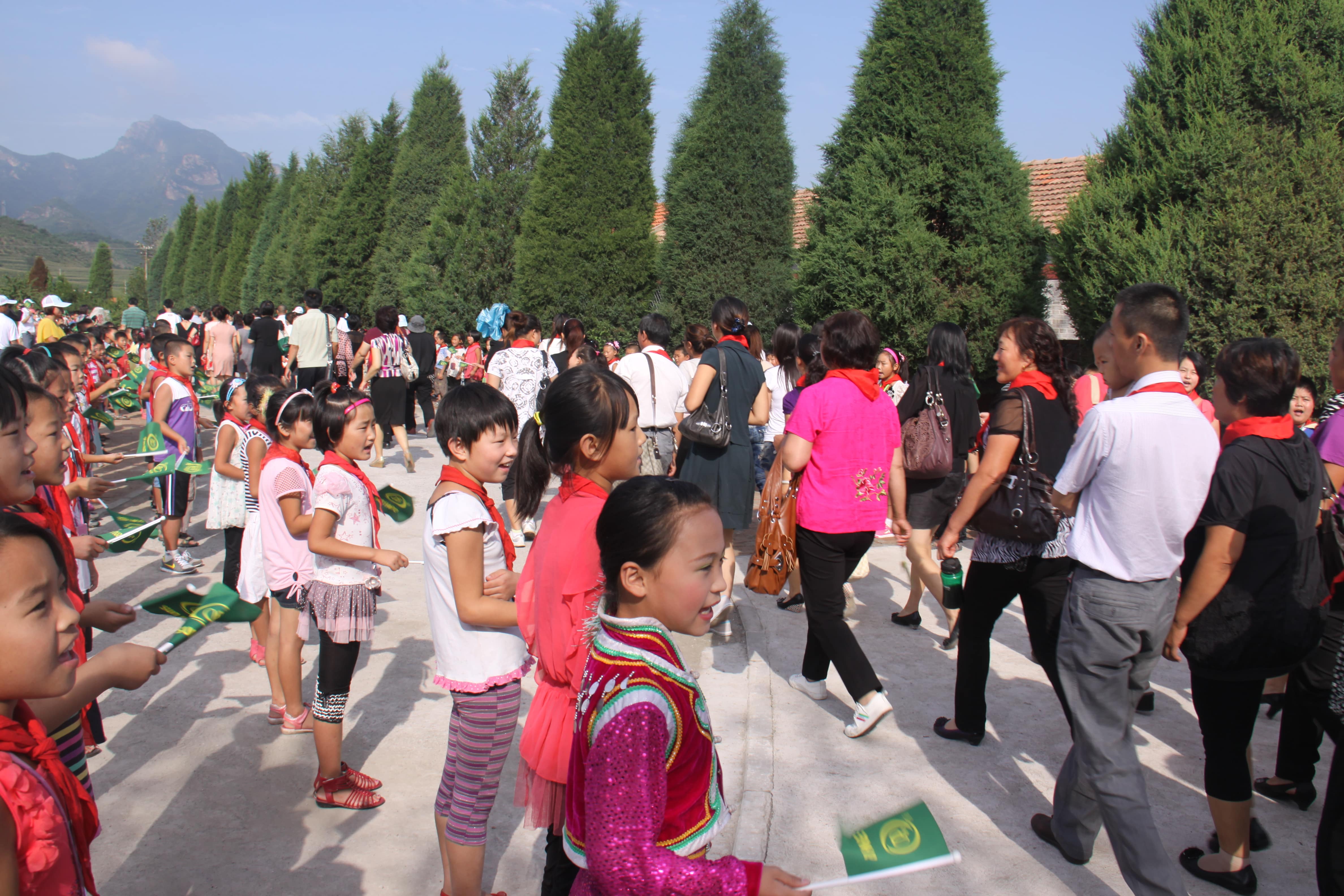 第17所 承德市乌龙矶米兰在线牛艳玲小学