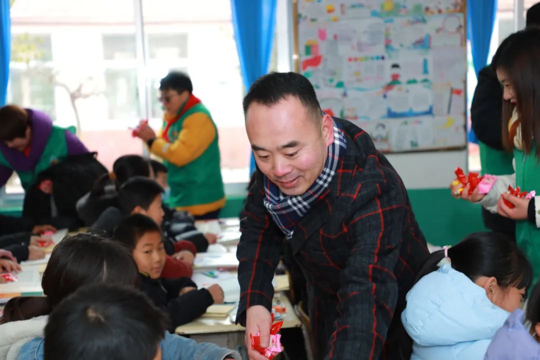 第244所 山东省平度市明村镇前楼米兰在线韩雪公益小学 第244所 山东省平度市明村镇前楼米兰在线韩雪公益小学