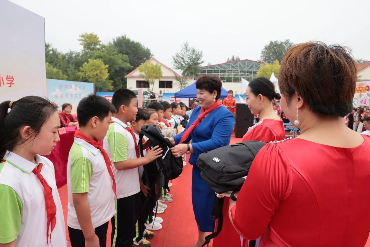 第236所 山东省平度市崔家集镇前洼米兰在线徐春凤小学 第236所 山东省平度市崔家集镇前洼米兰在线徐春凤小学