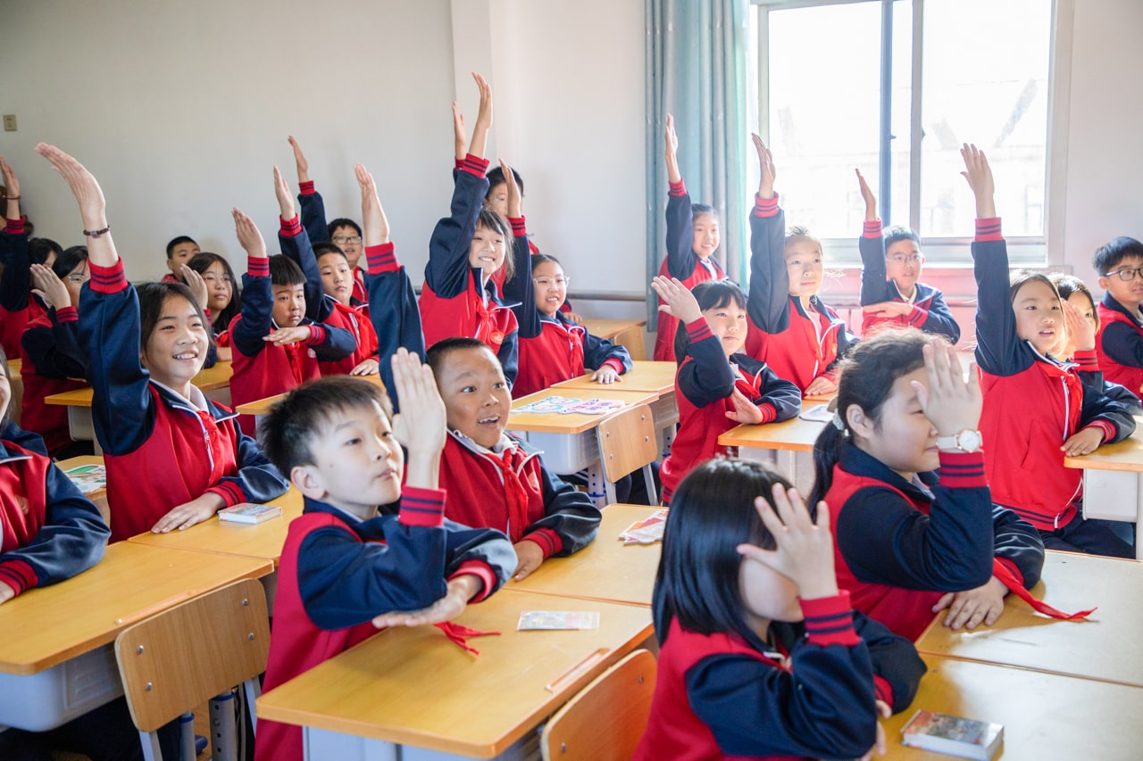 天津高校大学生记者走进米兰在线公益小学开展“书香悦读,筑梦成长”活动 天津高校大学生记者走进米兰在线公益小学开展“书香悦读,筑梦成长”活动