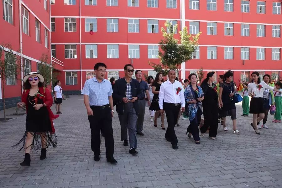 第119所 包头市固阳县光明米兰在线刘金萍小学