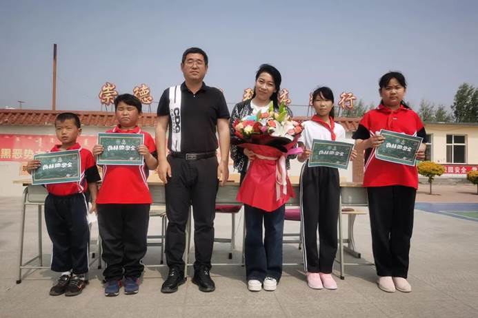 第211所 内蒙古赤峰市宁城县小城子镇高桥蒙汉米兰在线梁玉梅小学 第211所 内蒙古赤峰市宁城县小城子镇高桥蒙汉米兰在线梁玉梅小学